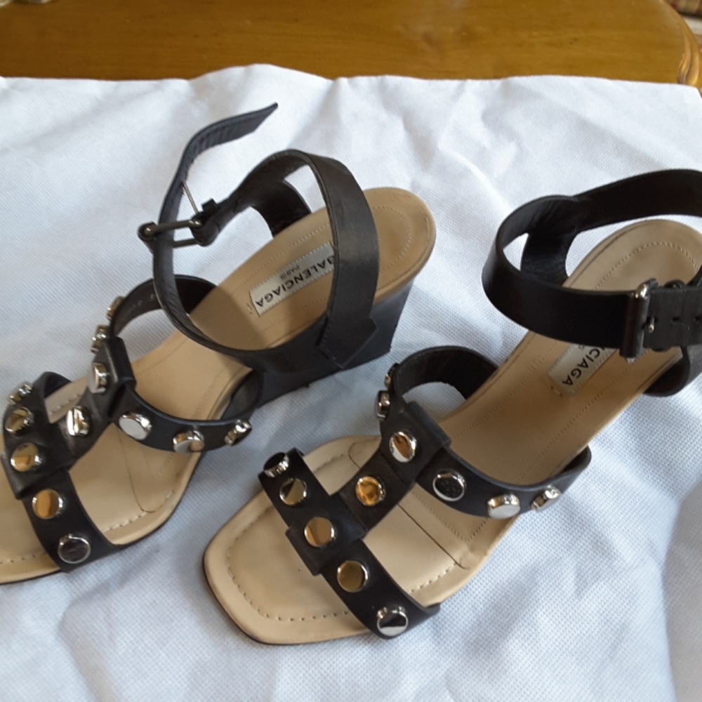 BALENCIAGA SANDALS!! EUC!! - Picture 2 of 6